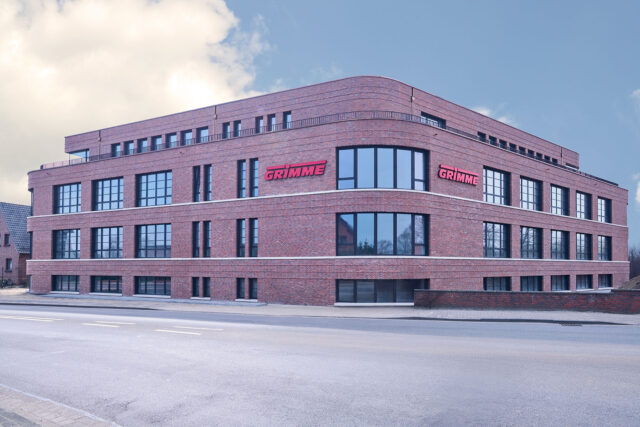 Hoofdkantoor van GRIMME met moderne architectuur en geïntegreerde gebouwtechniek.